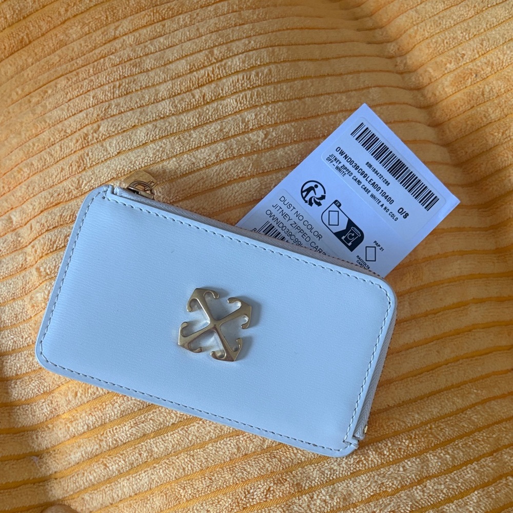 Off-White Jitney Zipped Card Case with Gold Logo